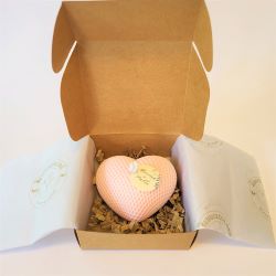 Vela aromática ecológica en forma de corazón en caja casamiento, fechas especiales
